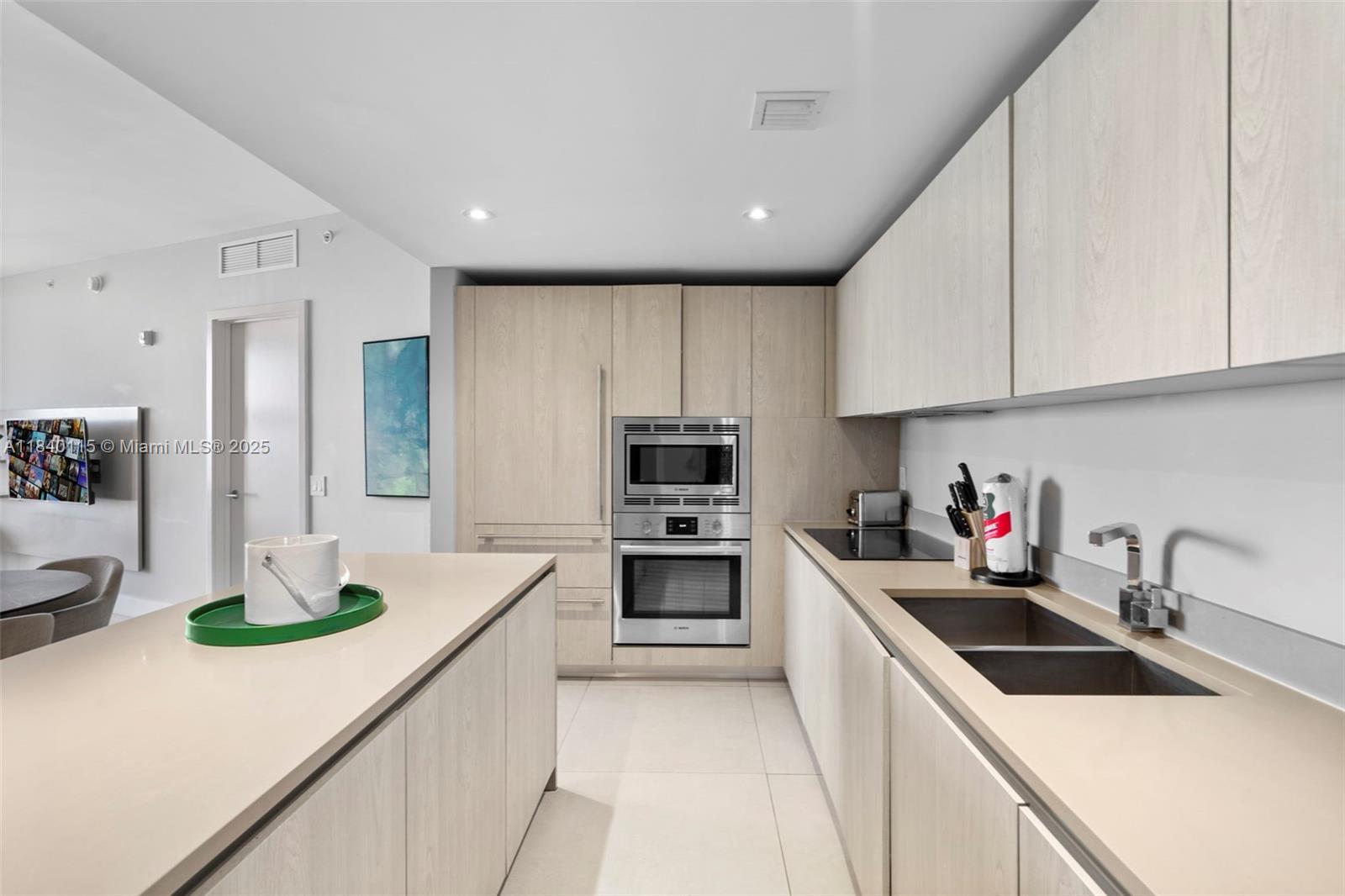 2906 2 / 2 1129 sq. ft. $ 2025-07-14 0 Photo