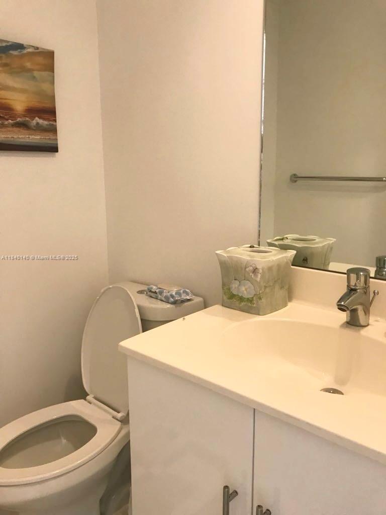 Photo of 3001 Ocean Dr  #545, Hollywood, Florida, 33019 - 
