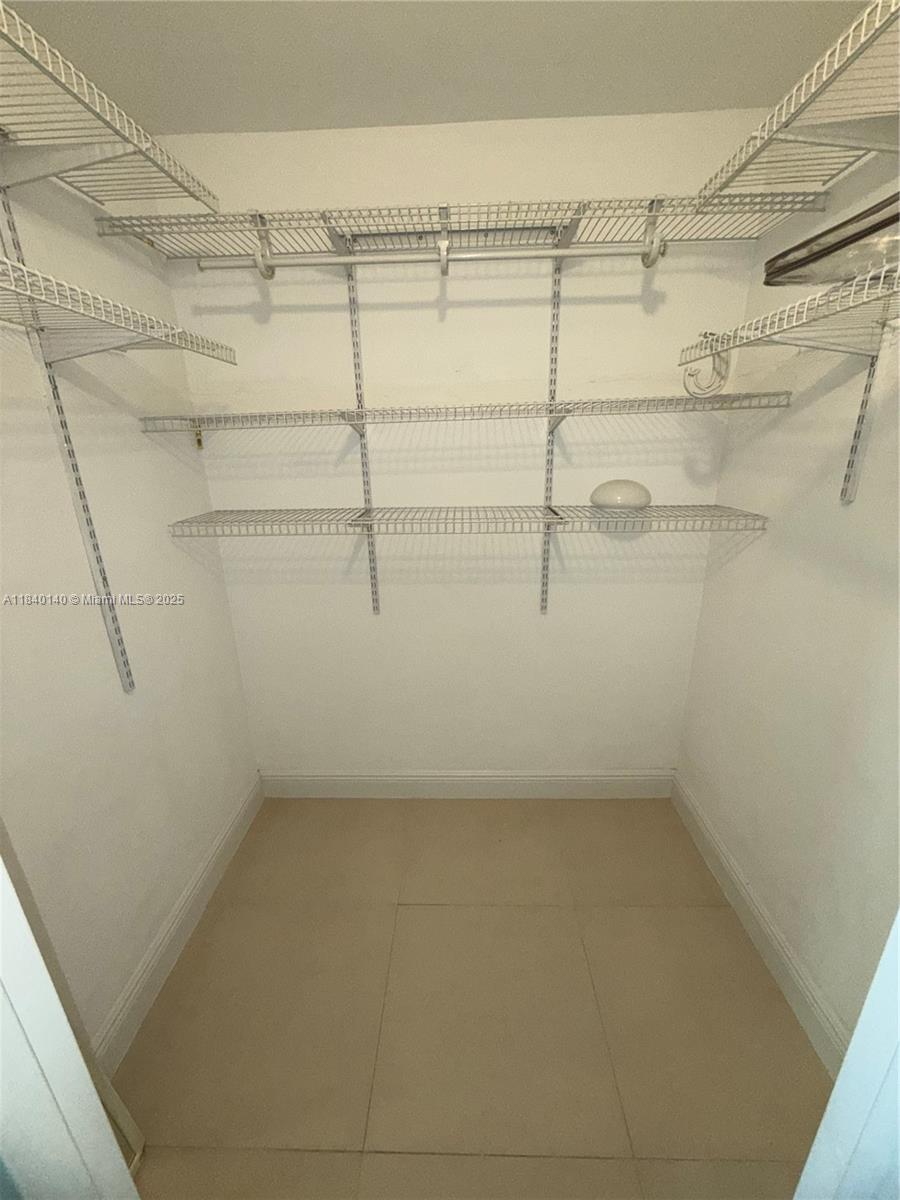 Photo of 3001 Ocean Dr  #545, Hollywood, Florida, 33019 - 