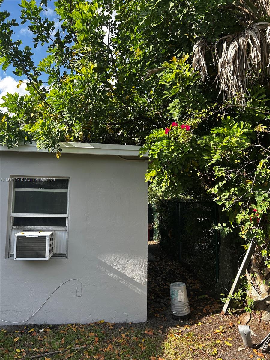 See details / 1357 sq. ft. $ 2025-07-14 0 Photo