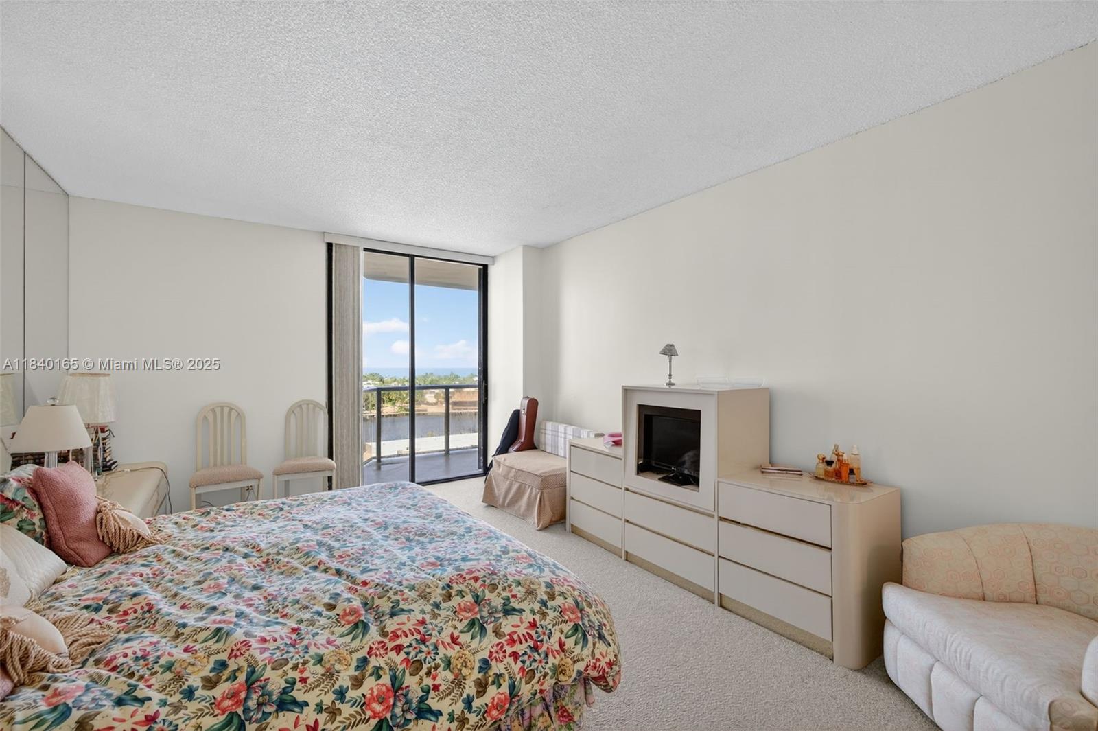 Photo of 20281 Country Club Dr  #704, Aventura, Florida, 33180 - 