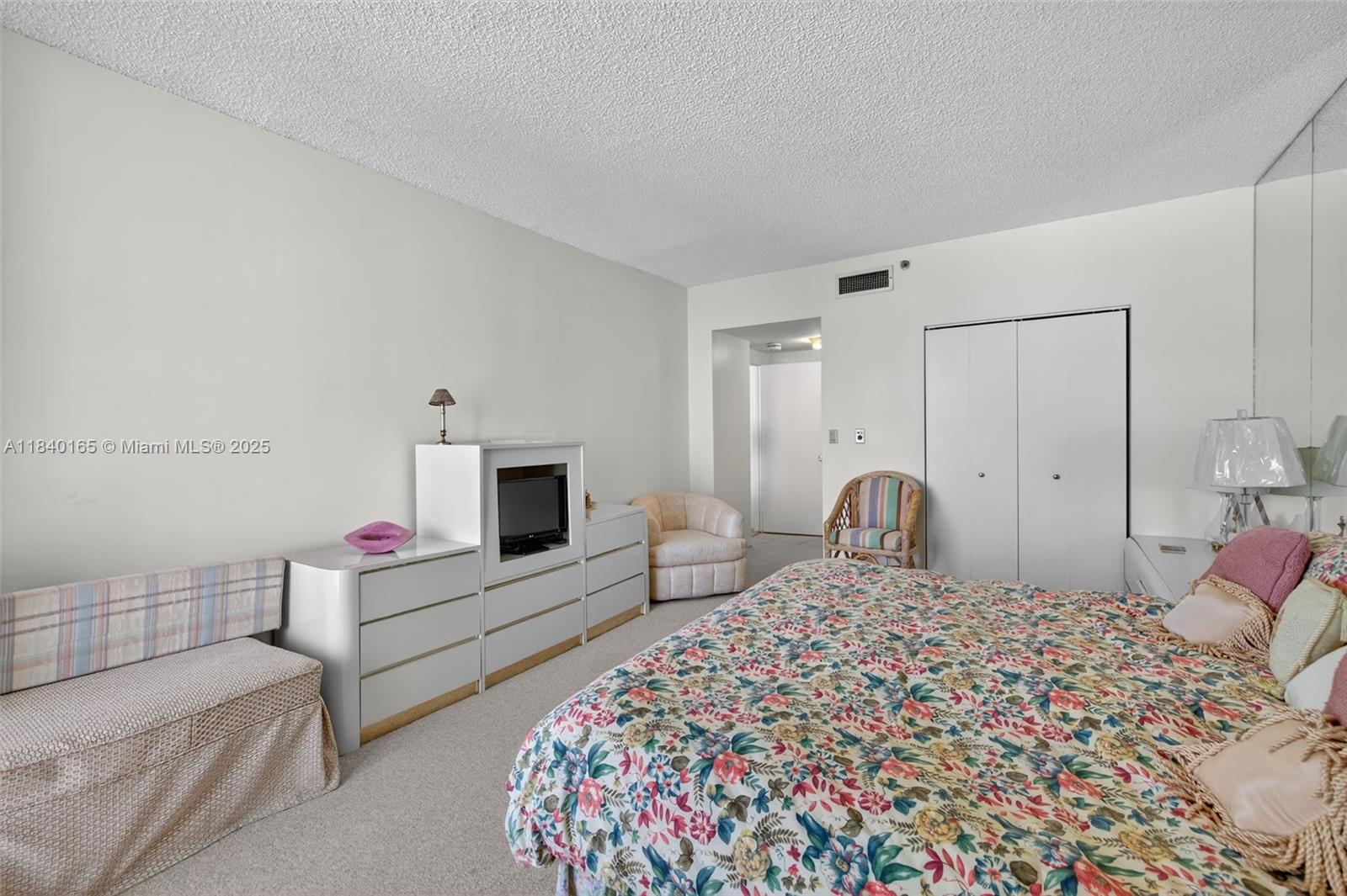 Photo of 20281 Country Club Dr  #704, Aventura, Florida, 33180 - 