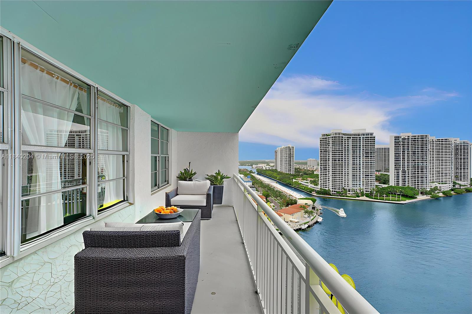 See details 2201 2 / 2 1488 sq. ft. $ 2025-07-28 0 Photo