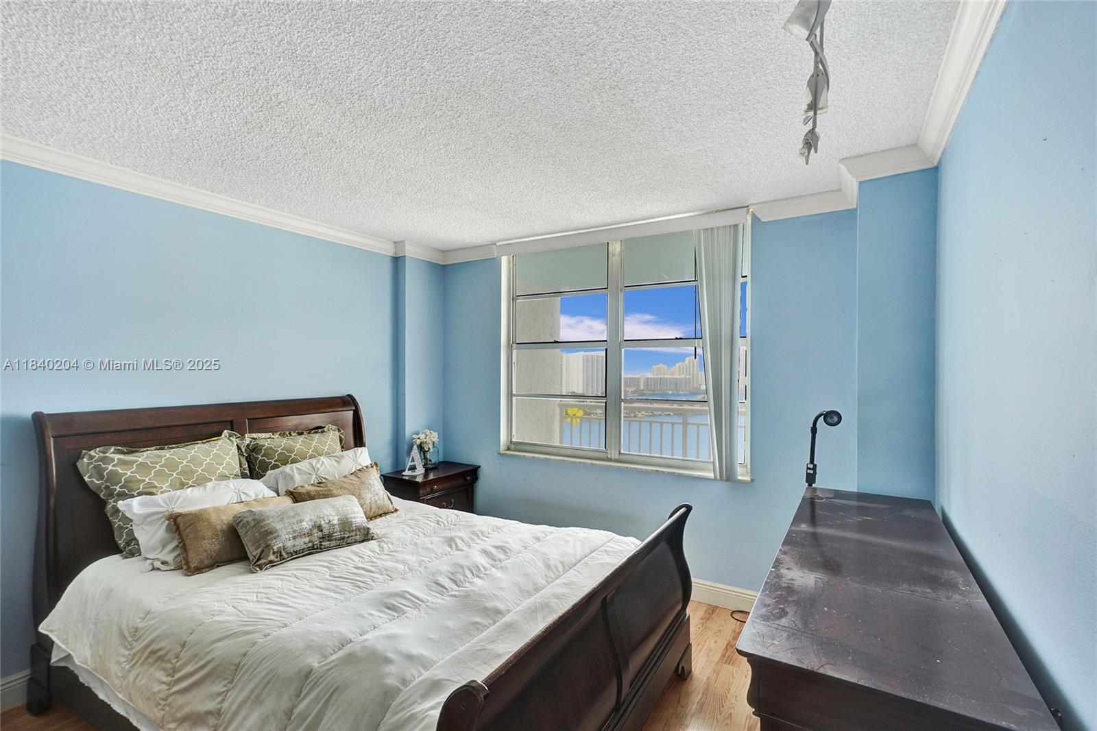 See details 2201 2 / 2 1488 sq. ft. $ 2025-07-28 0 Photo