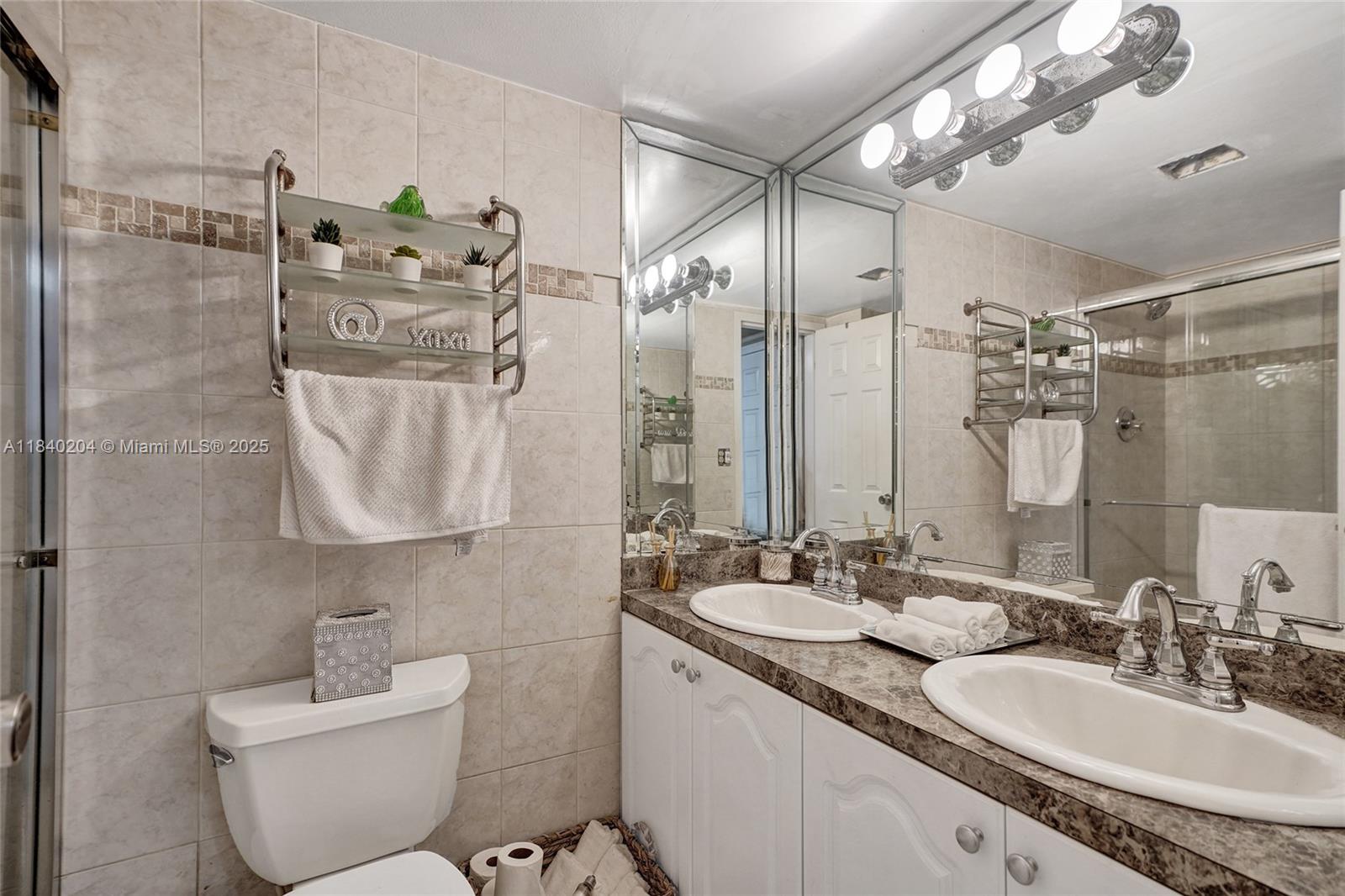 See details 2201 2 / 2 1488 sq. ft. $ 2025-07-28 0 Photo