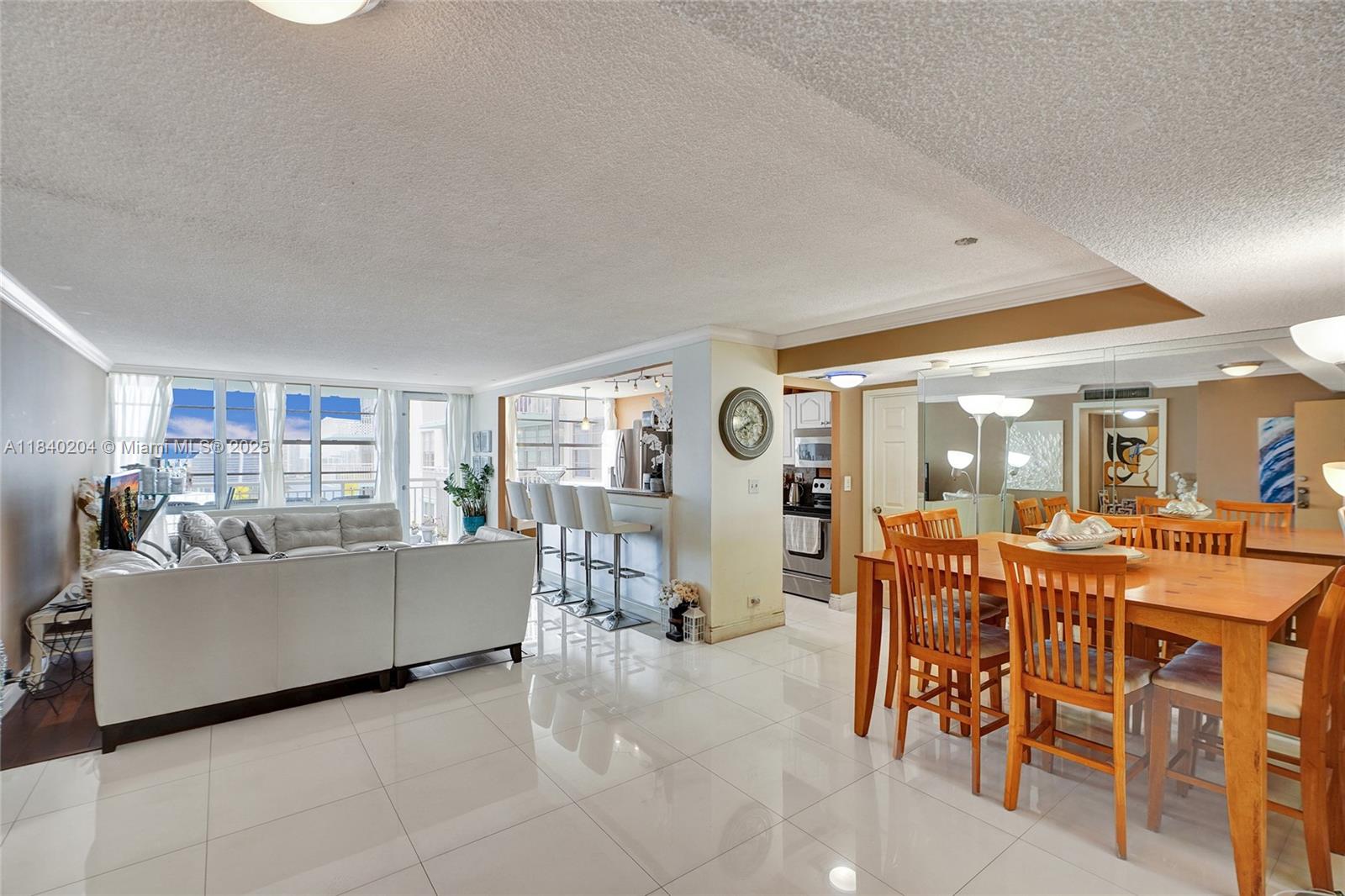 See details 2201 2 / 2 1488 sq. ft. $ 2025-07-28 0 Photo