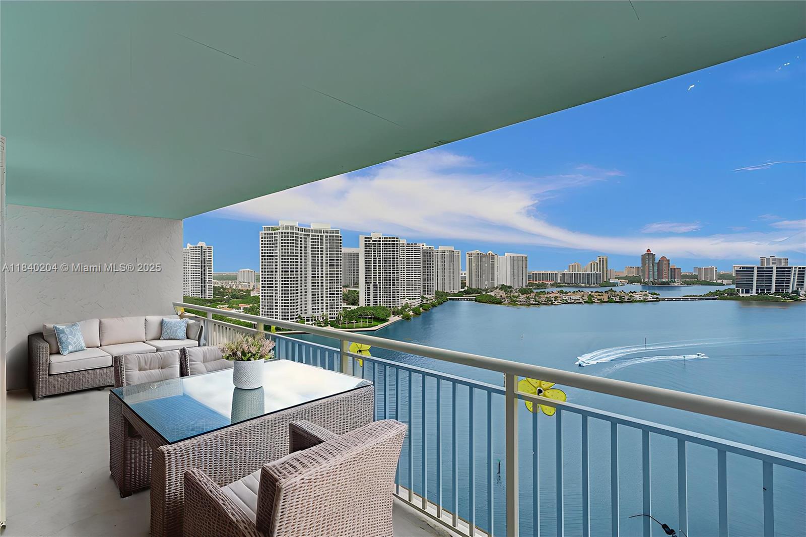 See details 2201 2 / 2 1488 sq. ft. $ 2025-07-28 0 Photo