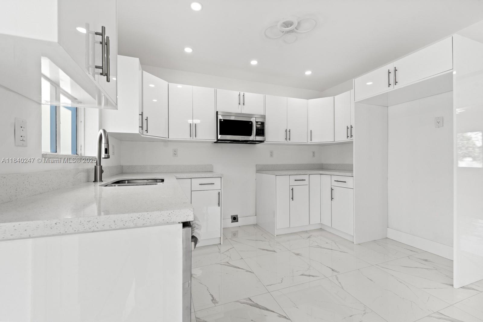 See details / 0 sq. ft. $ 2025-08-07 0 Photo