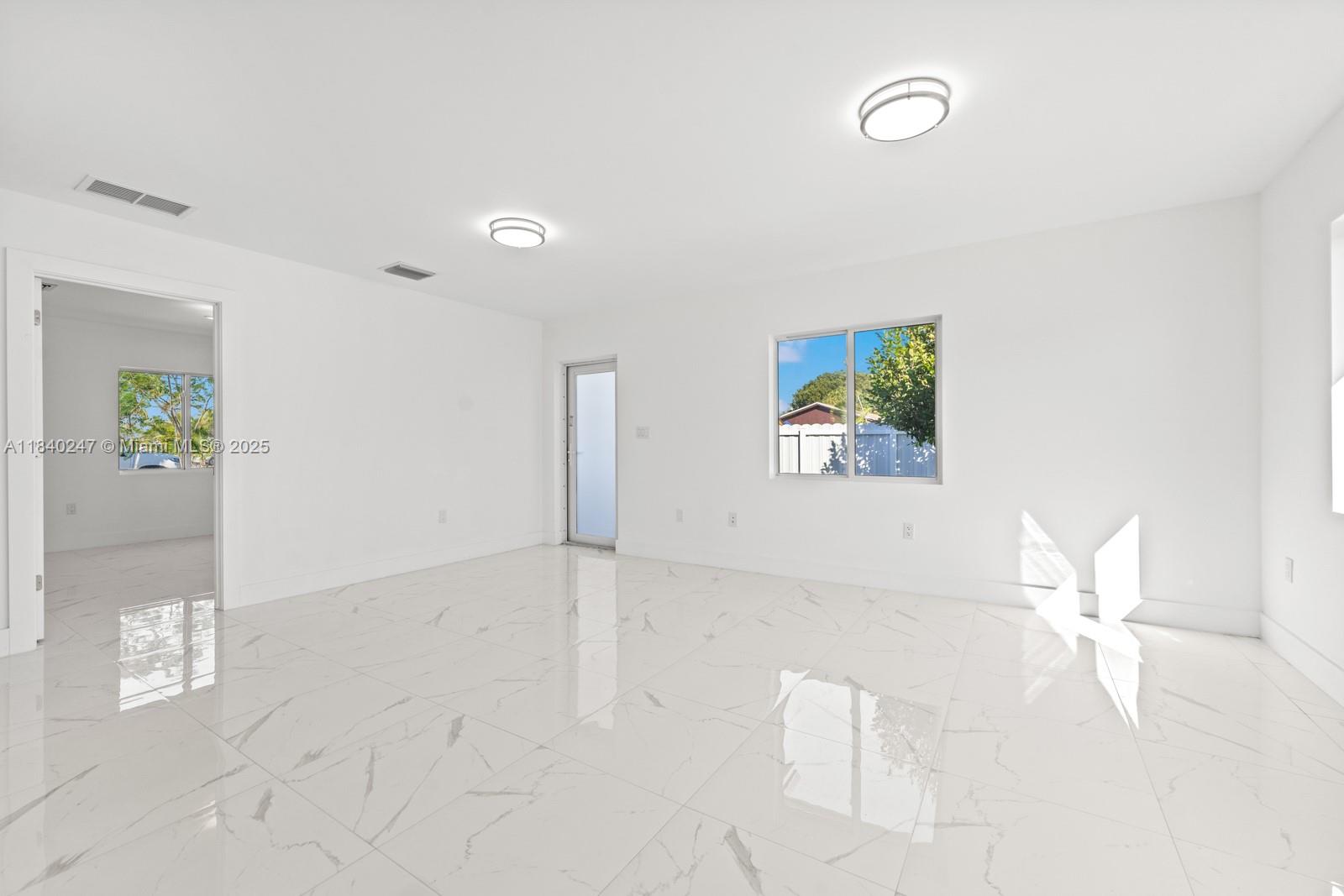 See details / 0 sq. ft. $ 2025-08-07 0 Photo