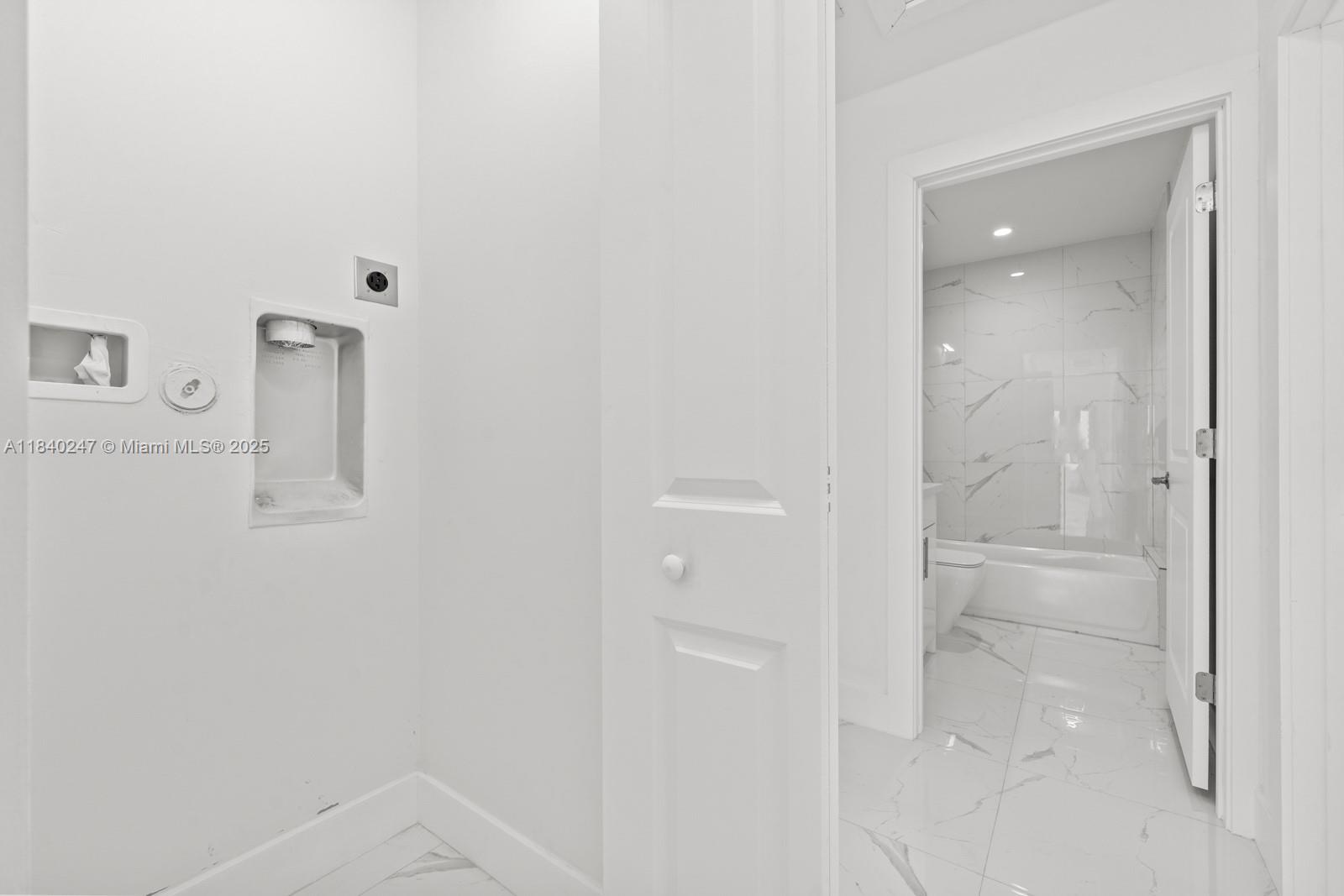See details / 0 sq. ft. $ 2025-08-07 0 Photo