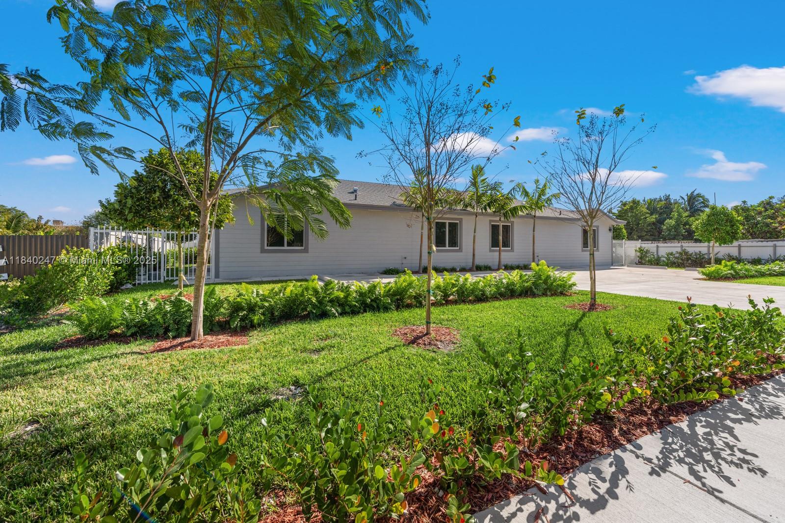 See details / 0 sq. ft. $ 2025-08-07 0 Photo