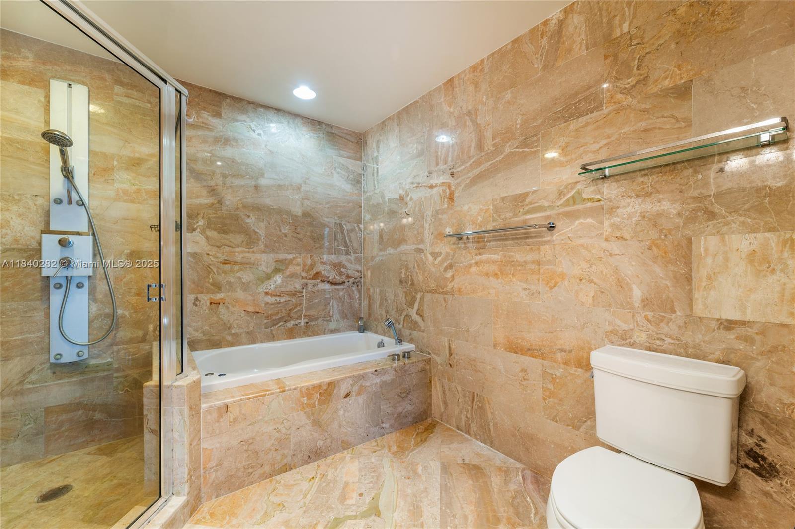 See details 3715 2 / 3 1325 sq. ft. $ 2025-07-14 0 Photo