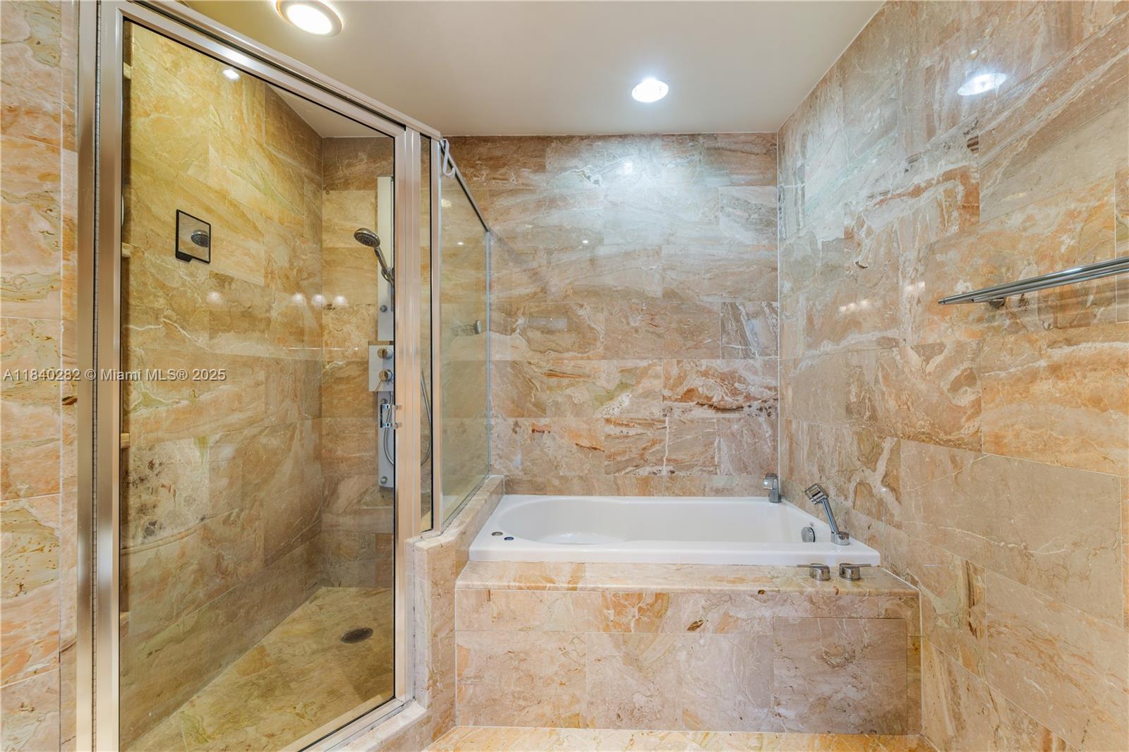 See details 3715 2 / 3 1325 sq. ft. $ 2025-07-14 0 Photo