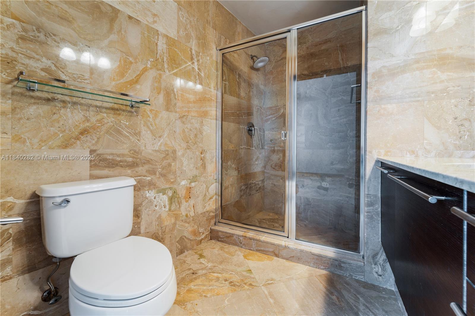 See details 3715 2 / 3 1325 sq. ft. $ 2025-07-14 0 Photo