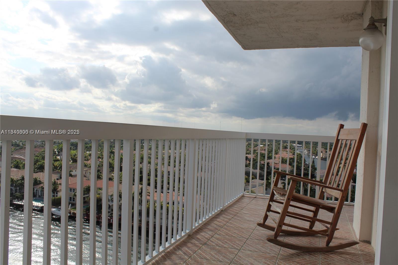 Photo of 1500 Ocean Dr  #15A, Hollywood, Florida, 33019 - 