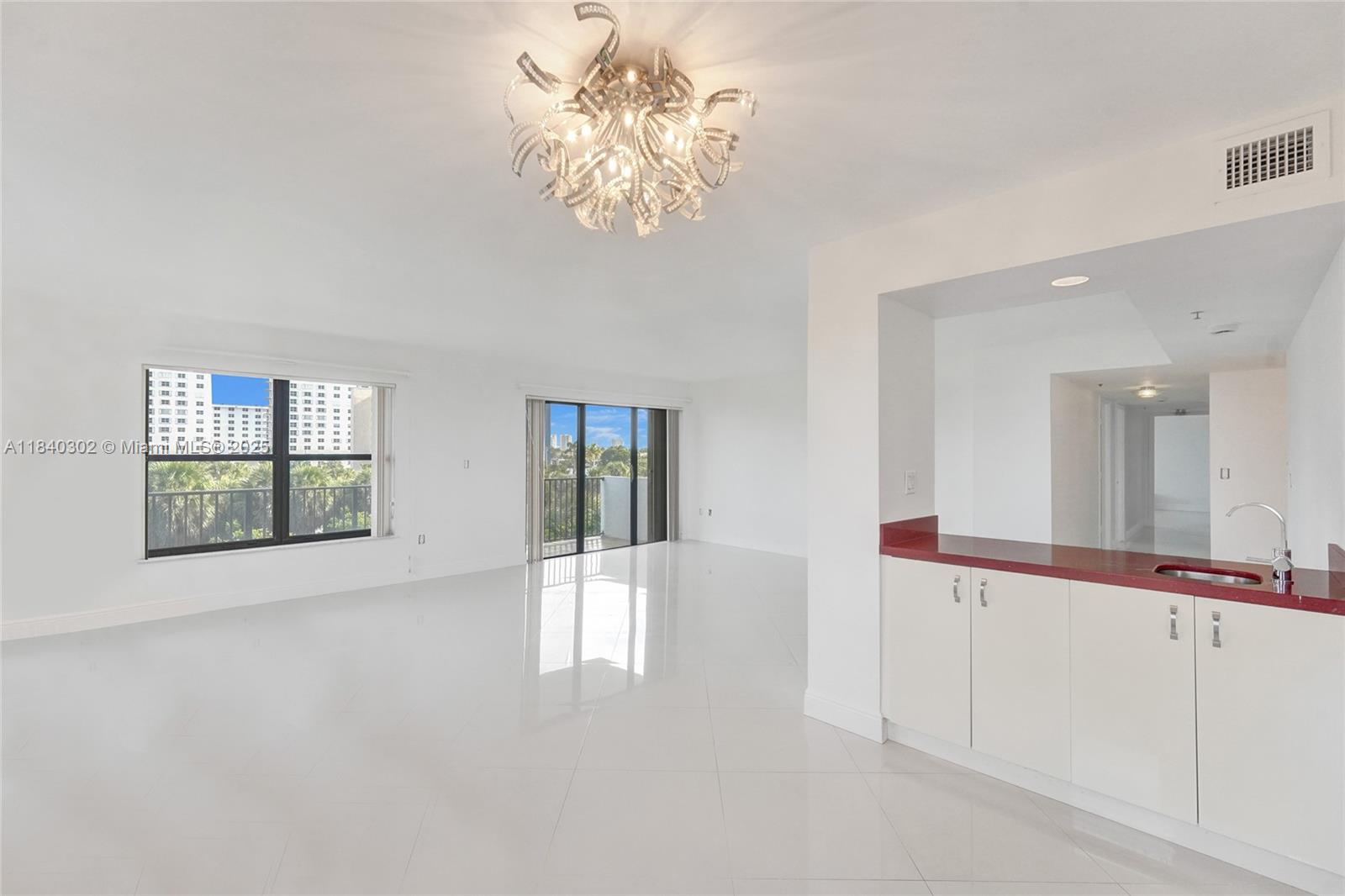 Photo of 1201 Ocean Dr #402S, Hollywood, Florida, 33019 -