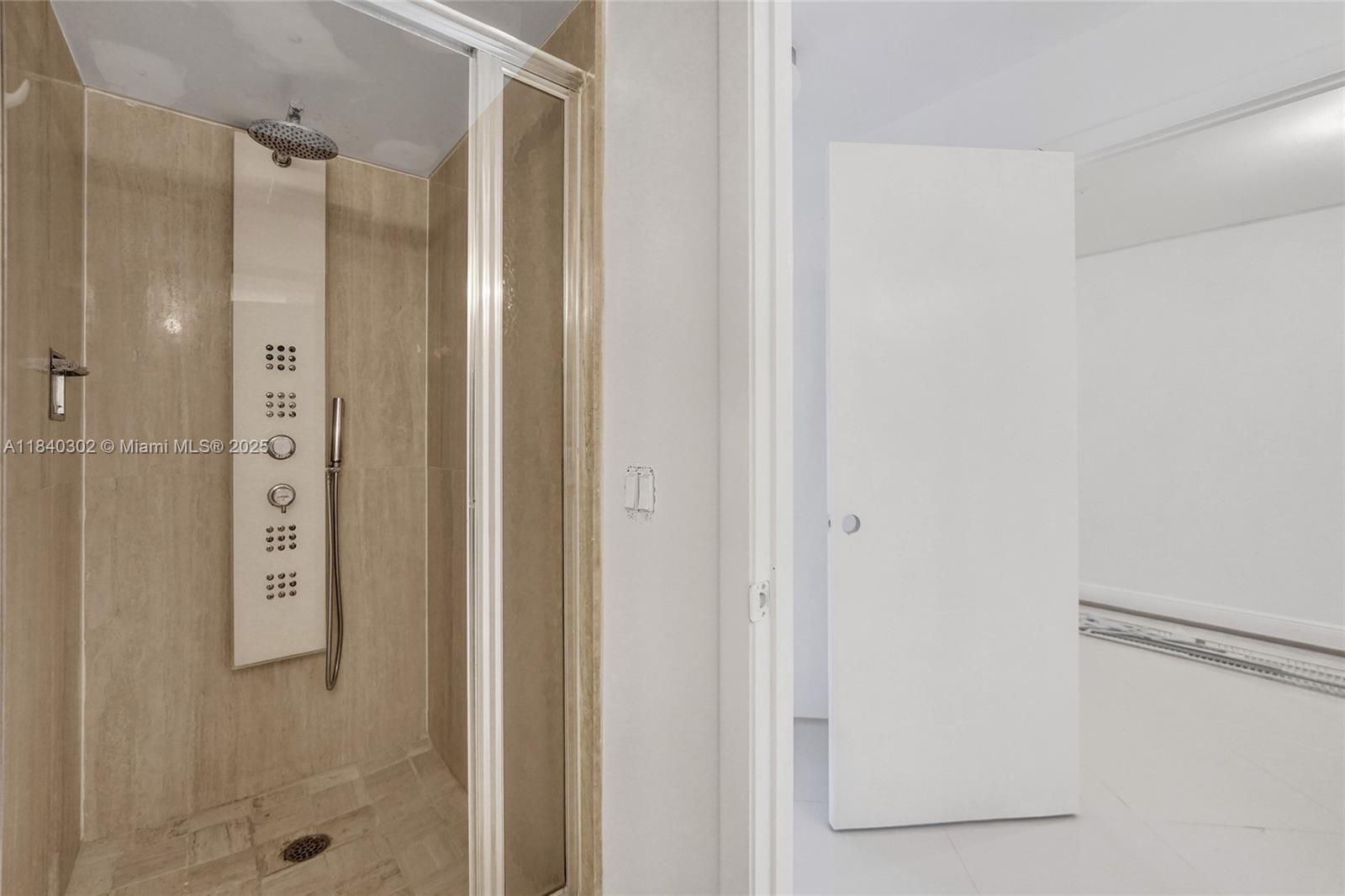 Photo of 1201 Ocean Dr  #402S, Hollywood, Florida, 33019 - PRIMARY BEDROOM