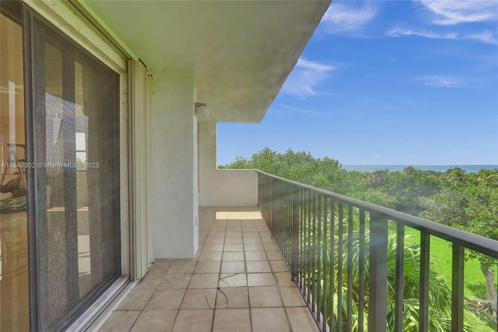 Photo of 1201 Ocean Dr  #402S, Hollywood, Florida, 33019 - 