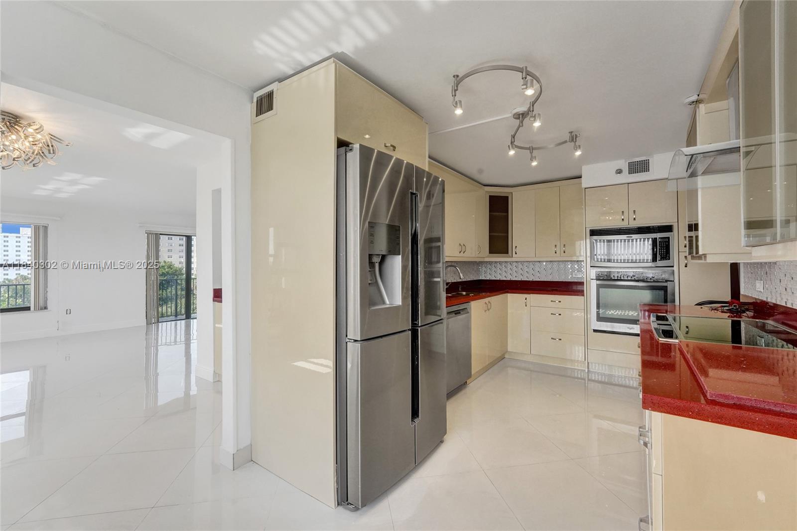 Photo of 1201 Ocean Dr  #402S, Hollywood, Florida, 33019 - 