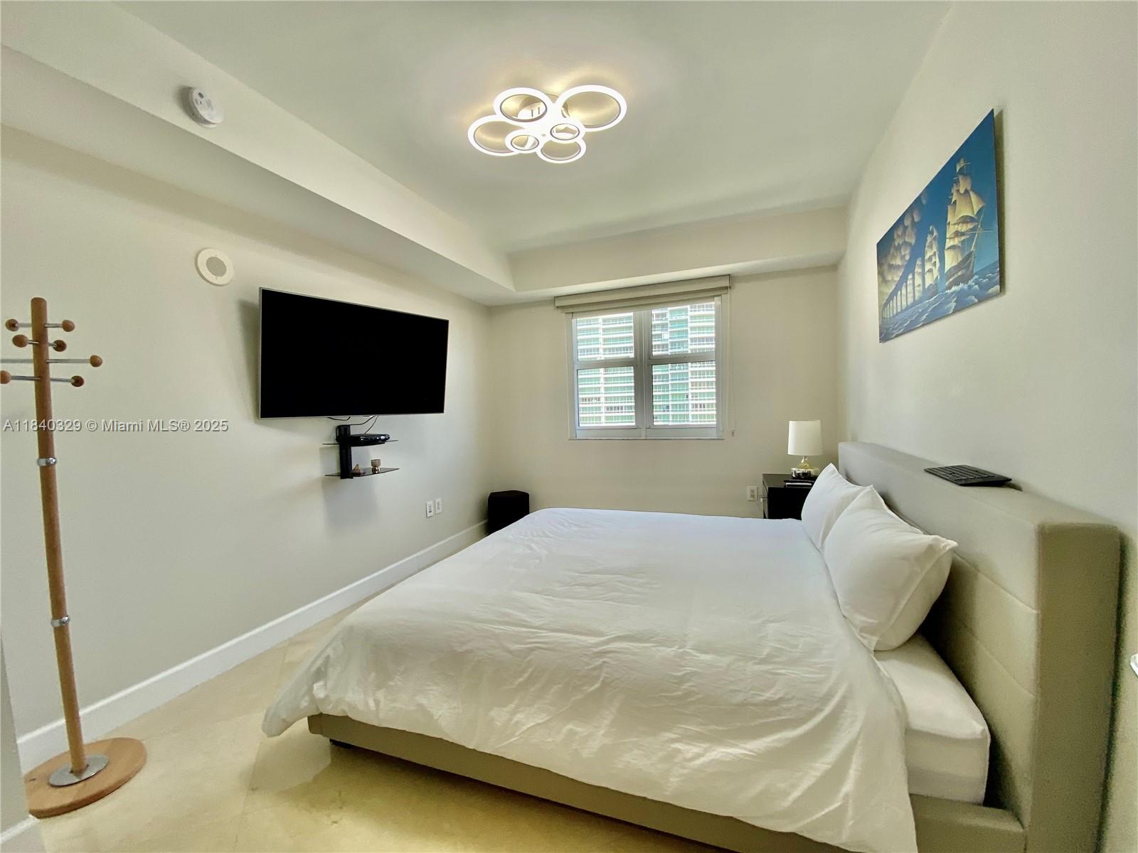 Photo of 19900 Country Club Dr  #1220, Aventura, Florida, 33180 - 