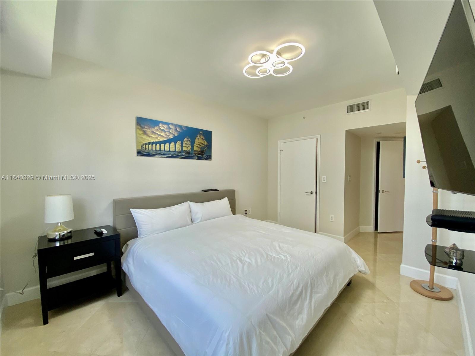 Photo of 19900 Country Club Dr  #1220, Aventura, Florida, 33180 - 