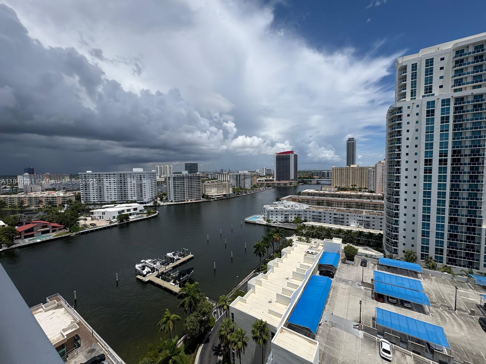 See details 16B 1 / 1 798 sq. ft. $ 2025-08-01 0 Photo