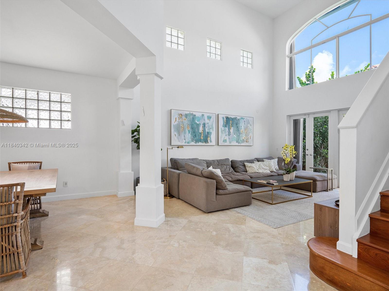Photo of 3981 194th Ln  (3981), Sunny Isles Beach, Florida, 33160 - 