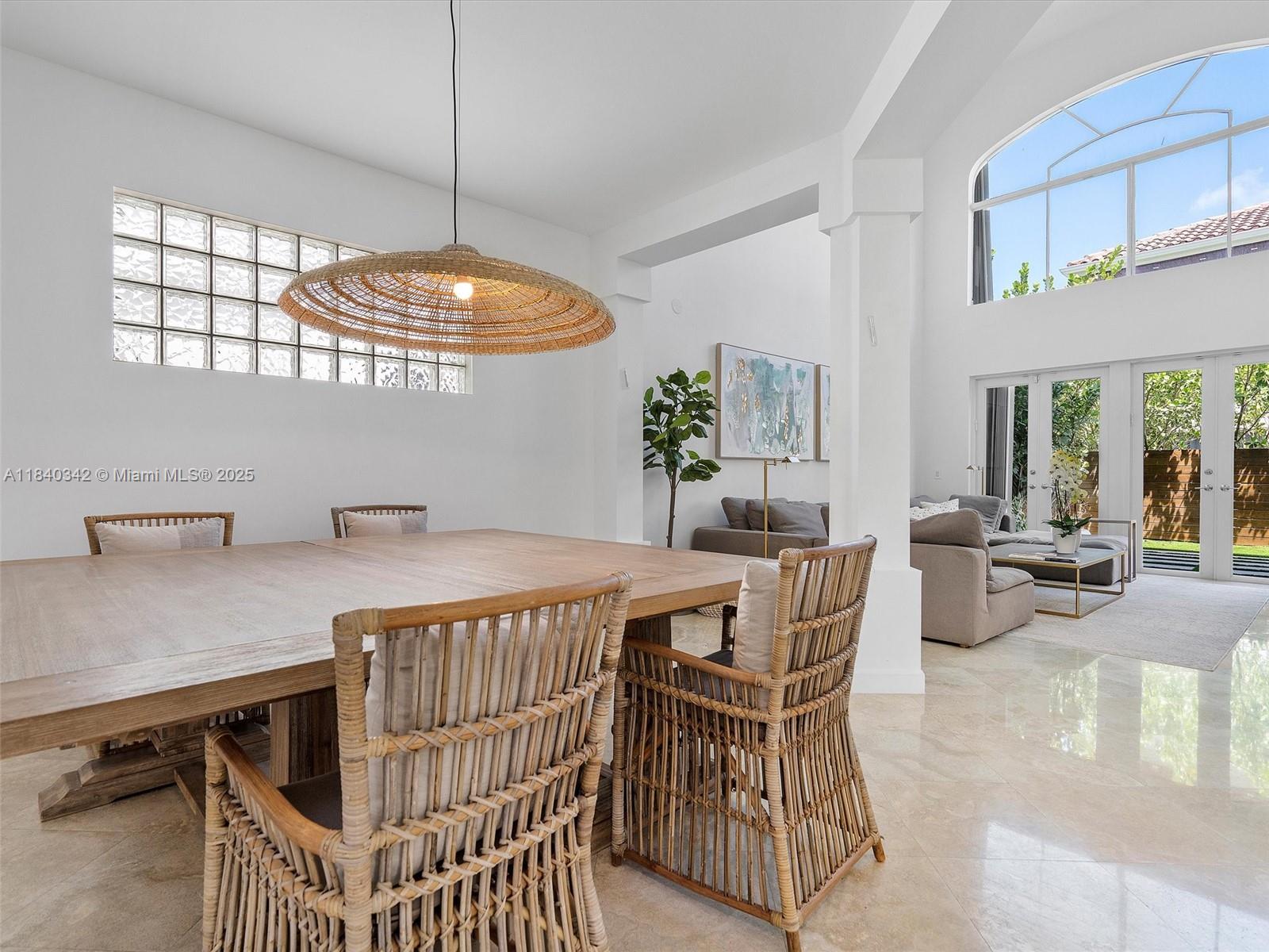 Photo of 3981 194th Ln  (3981), Sunny Isles Beach, Florida, 33160 - 