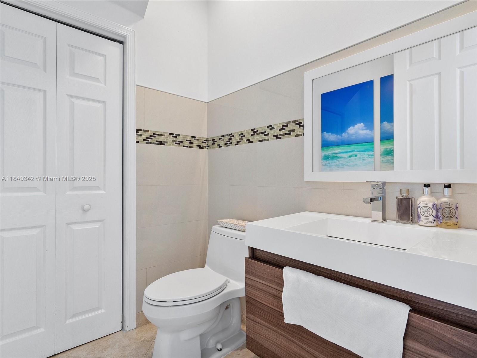 Photo of 3981 194th Ln  (3981), Sunny Isles Beach, Florida, 33160 - 