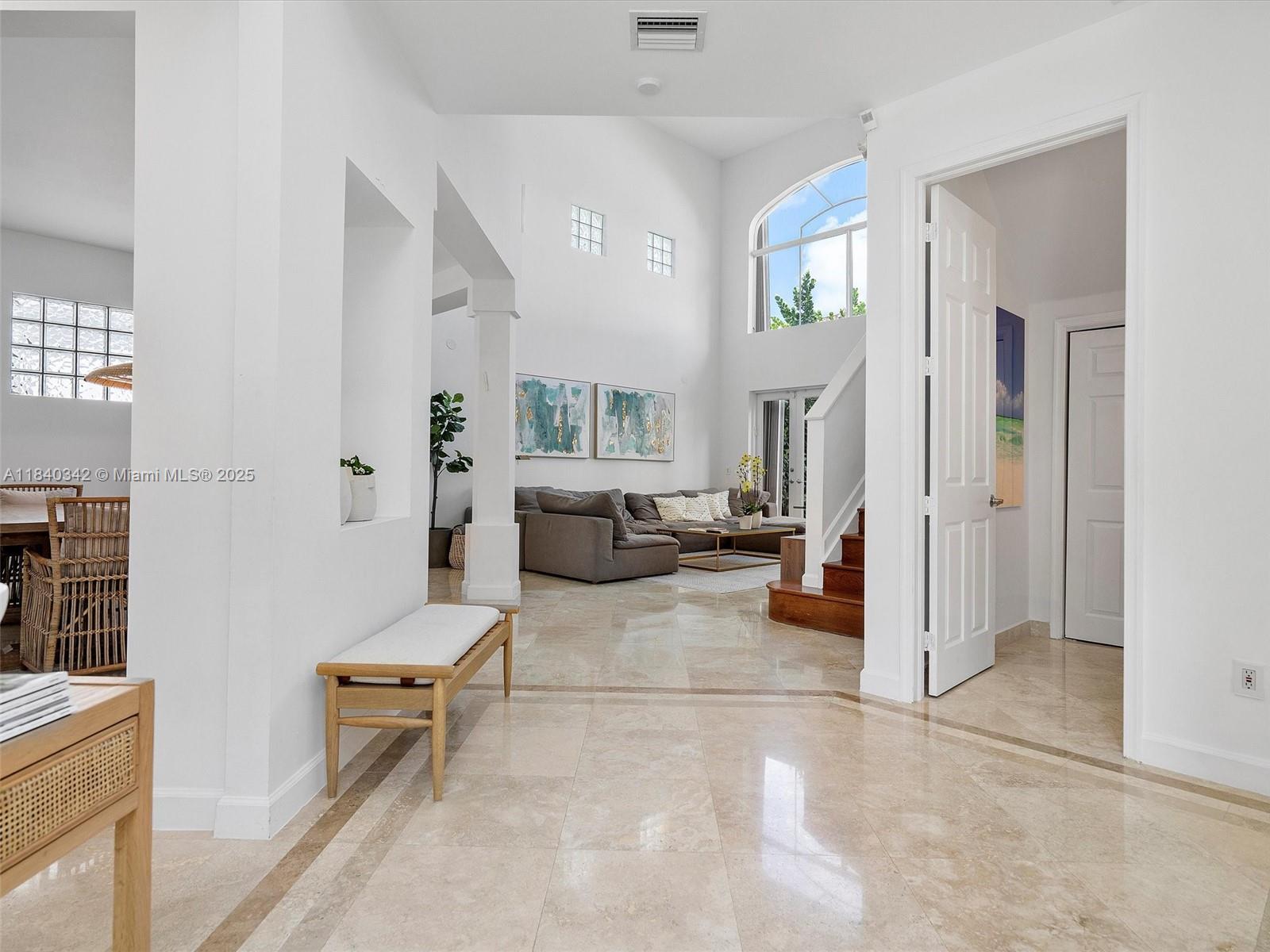 Photo of 3981 194th Ln  (3981), Sunny Isles Beach, Florida, 33160 - 