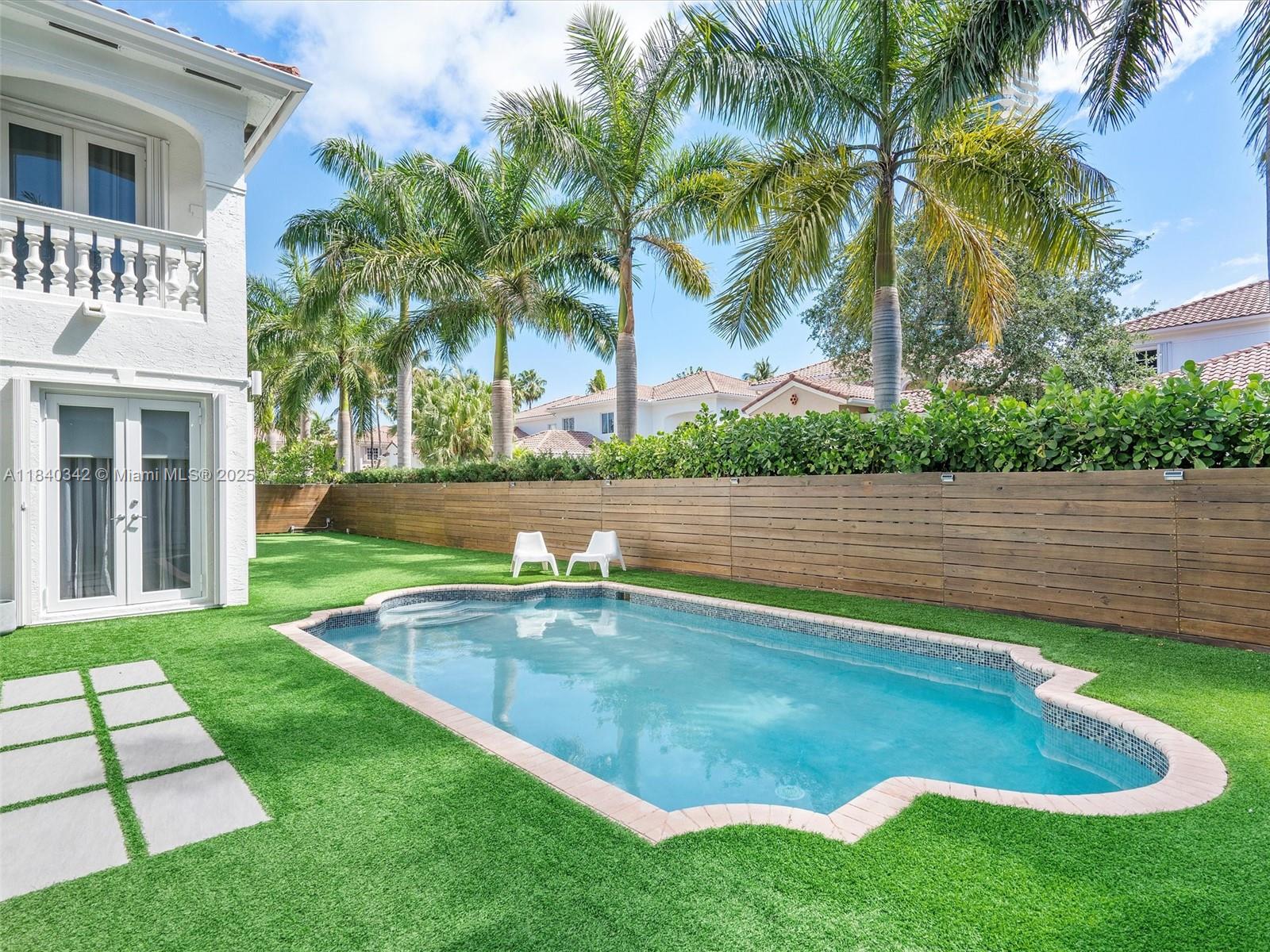 Photo of 3981 194th Ln  (3981), Sunny Isles Beach, Florida, 33160 - 