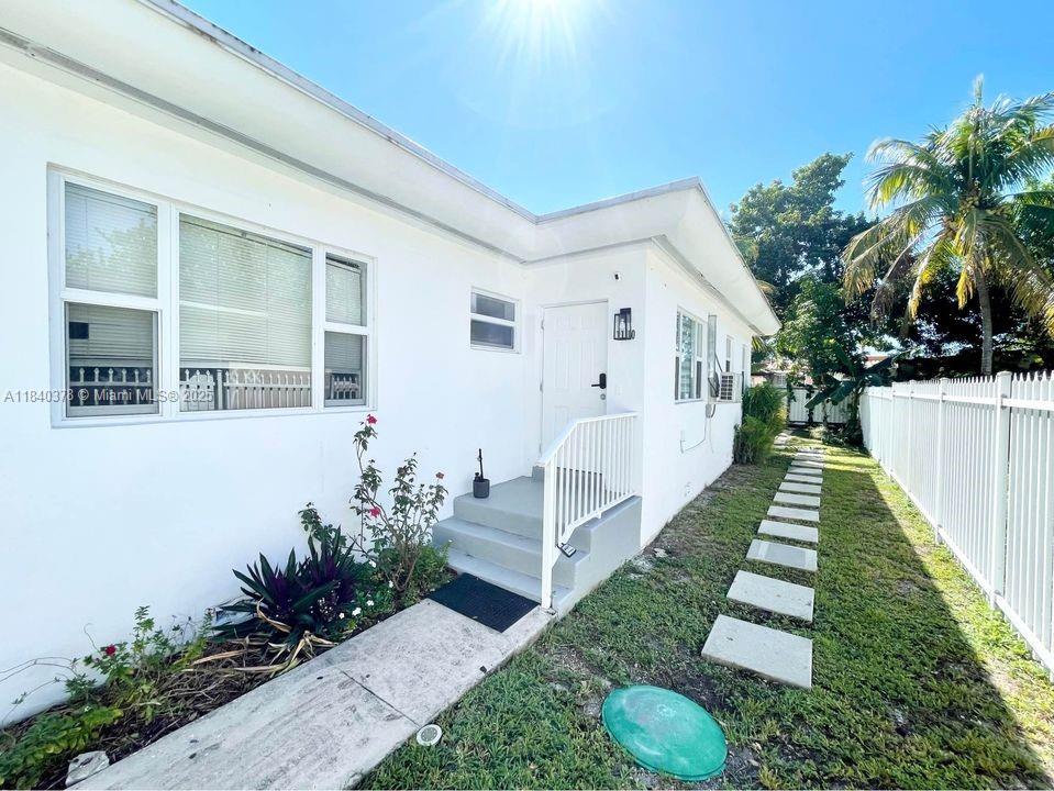 See details / 1892 sq. ft. $ 2025-07-14 0 Photo