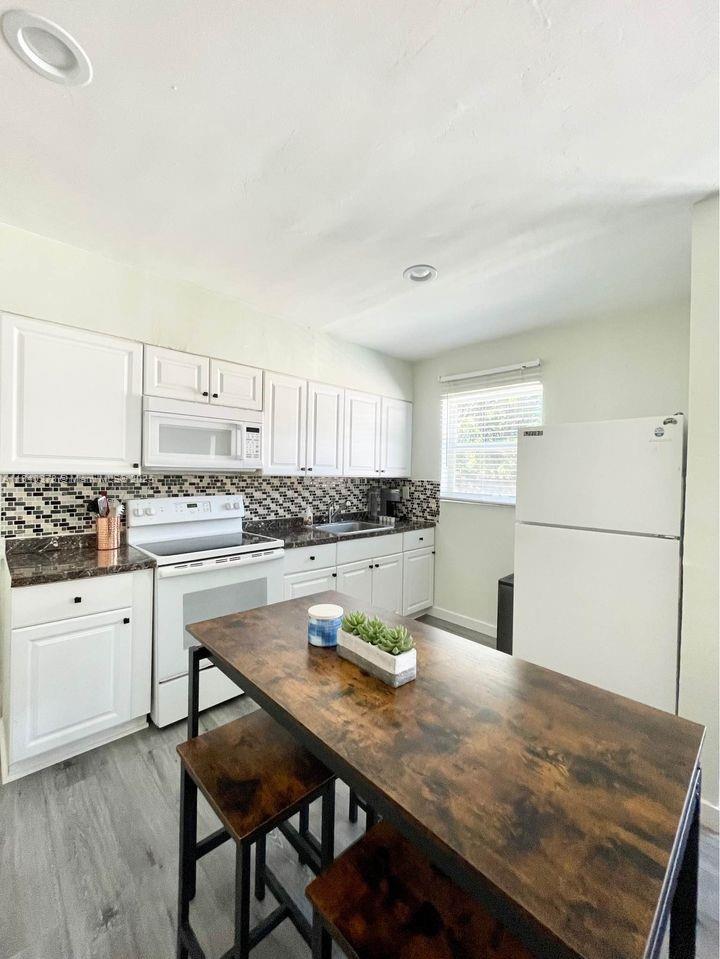 See details / 1892 sq. ft. $ 2025-07-14 0 Photo