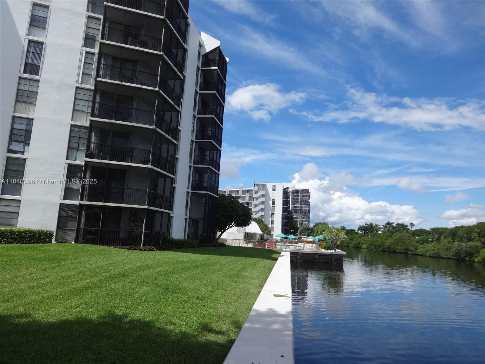 Photo of 3475 Country Club Dr #814, Aventura, Florida, 33180 -