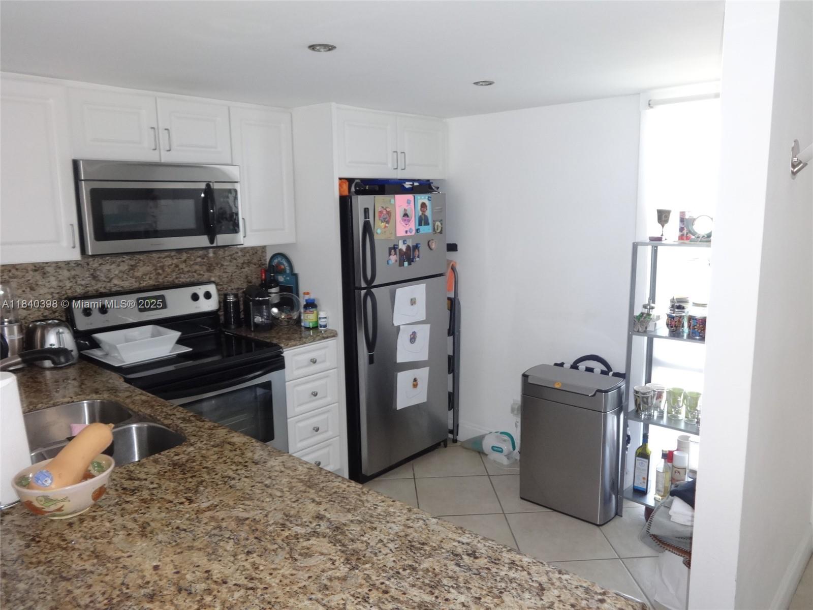 Photo of 3475 Country Club Dr #814, Aventura, Florida, 33180 -