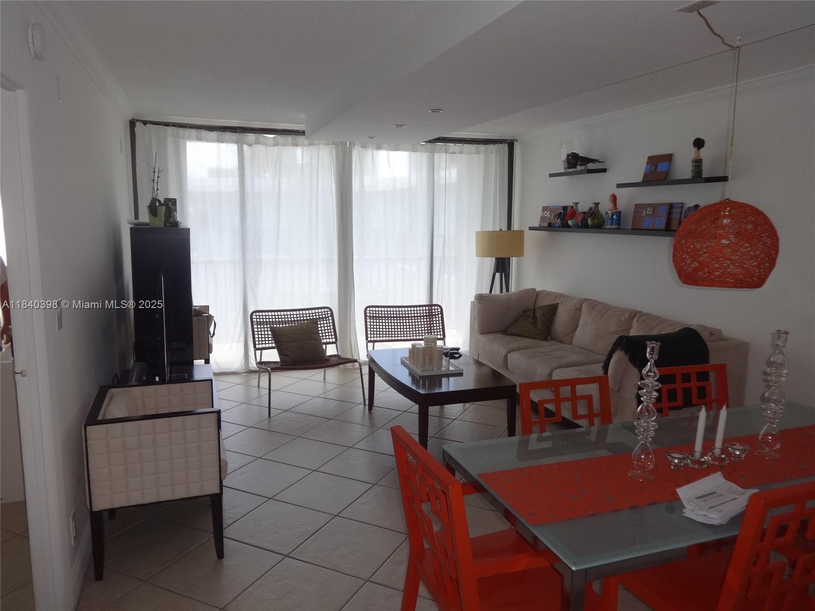 Photo of 3475 Country Club Dr #814, Aventura, Florida, 33180 -