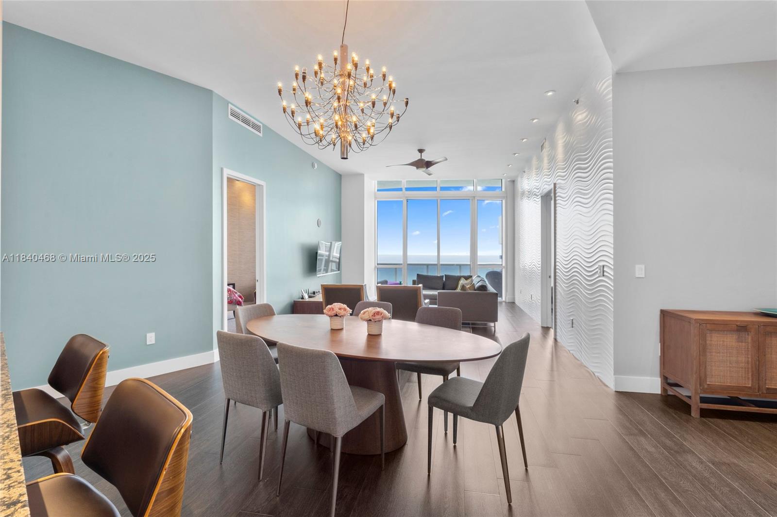 4307 3 / 3 2106 sq. ft. $ 2025-07-15 0 Photo