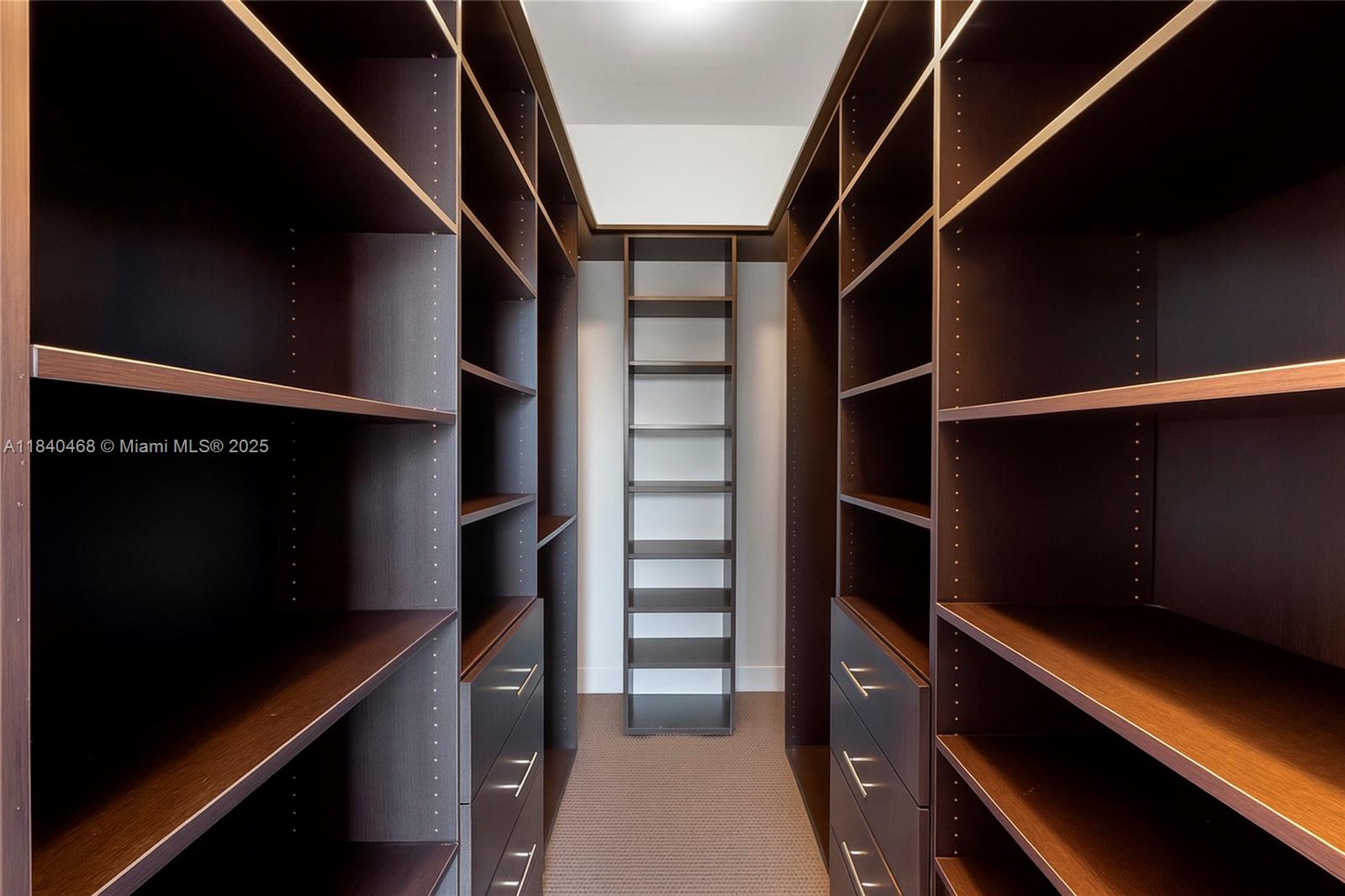 4307 3 / 3 2106 sq. ft. $ 2025-07-15 0 Photo