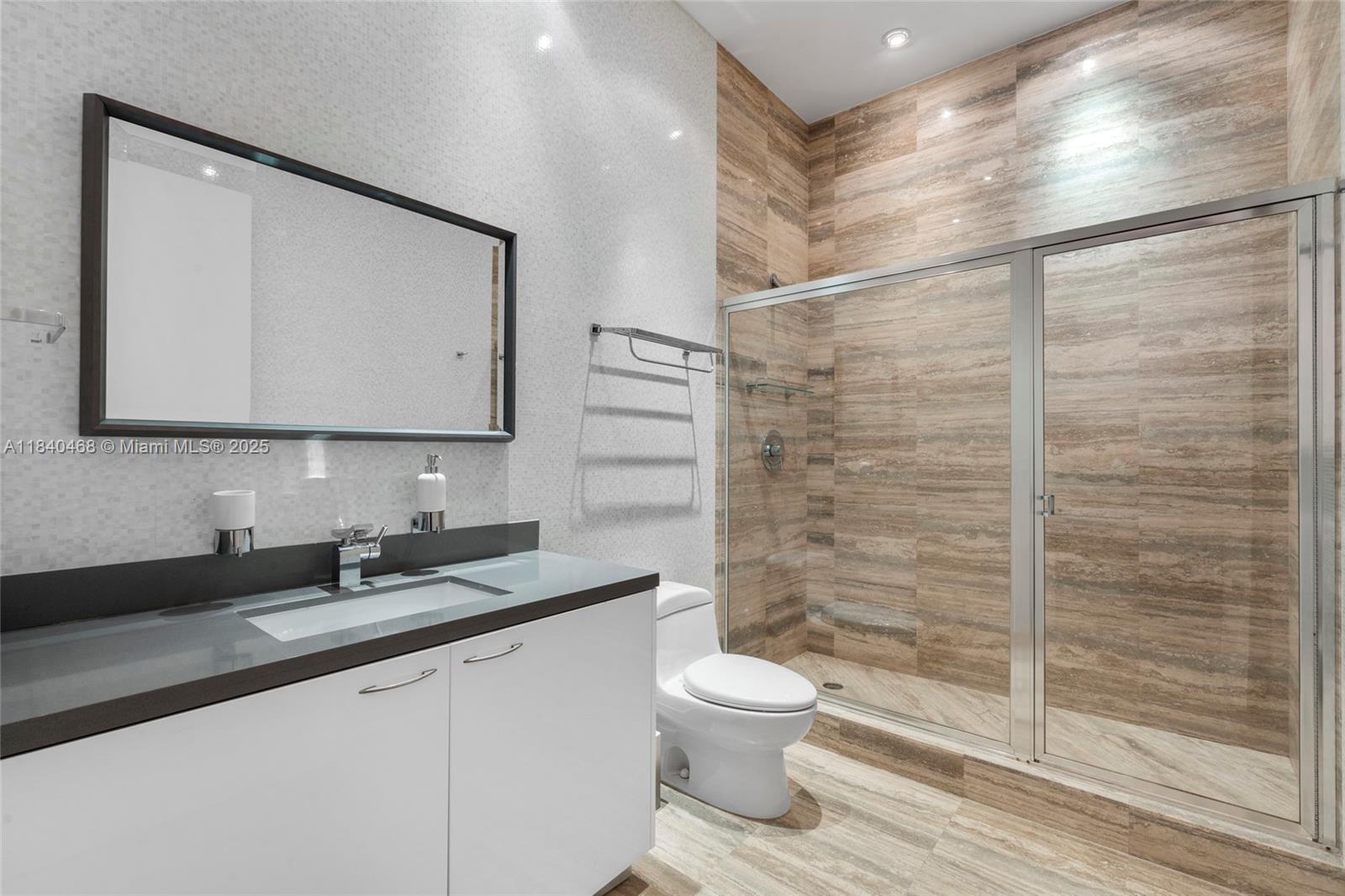 4307 3 / 3 2106 sq. ft. $ 2025-07-15 0 Photo