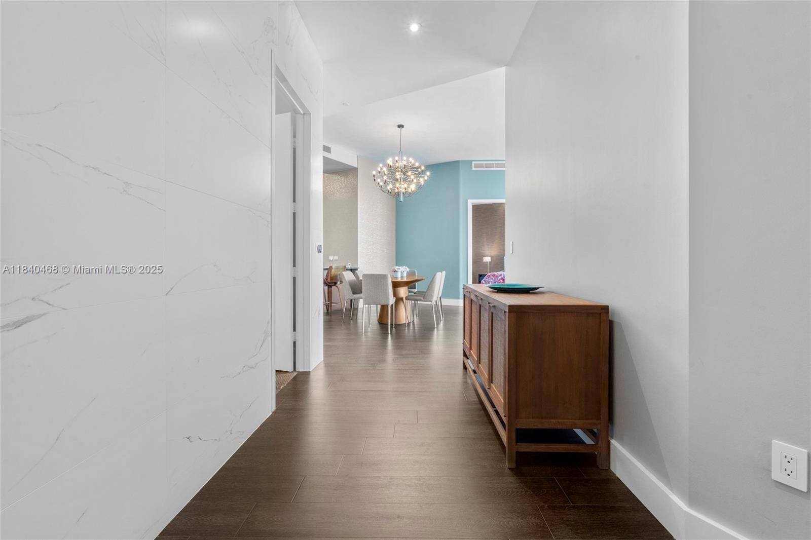 4307 3 / 3 2106 sq. ft. $ 2025-07-15 0 Photo