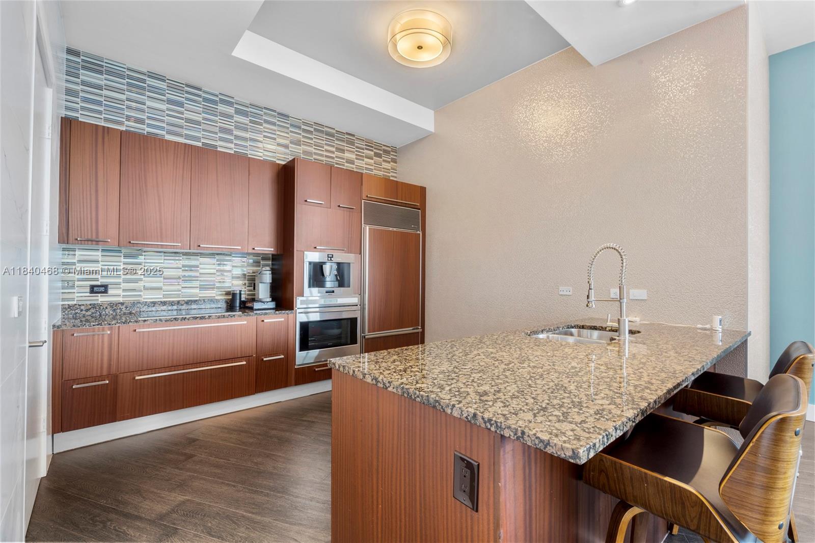 4307 3 / 3 2106 sq. ft. $ 2025-07-15 0 Photo