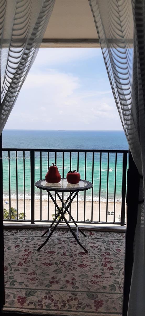 Photo of 2101 Ocean Dr #1802, Hollywood, Florida, 33019 -