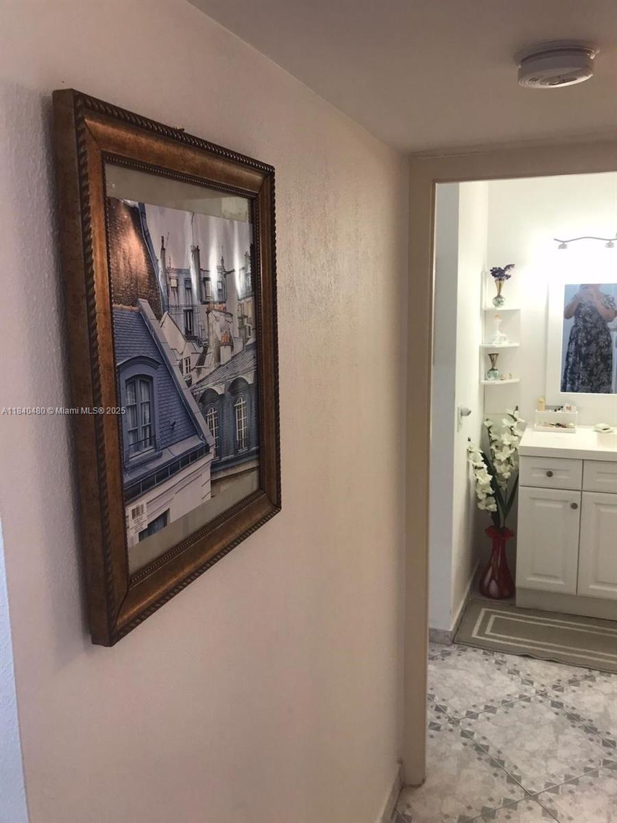 Photo of 2101 Ocean Dr  #1802, Hollywood, Florida, 33019 - 
