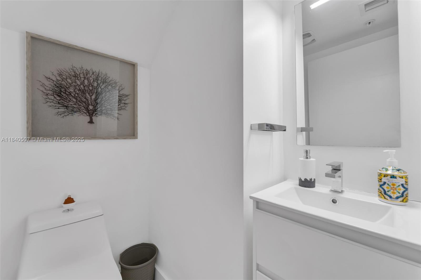 4460 3 / 3 1672 sq. ft. $ 2025-09-09 0 foto