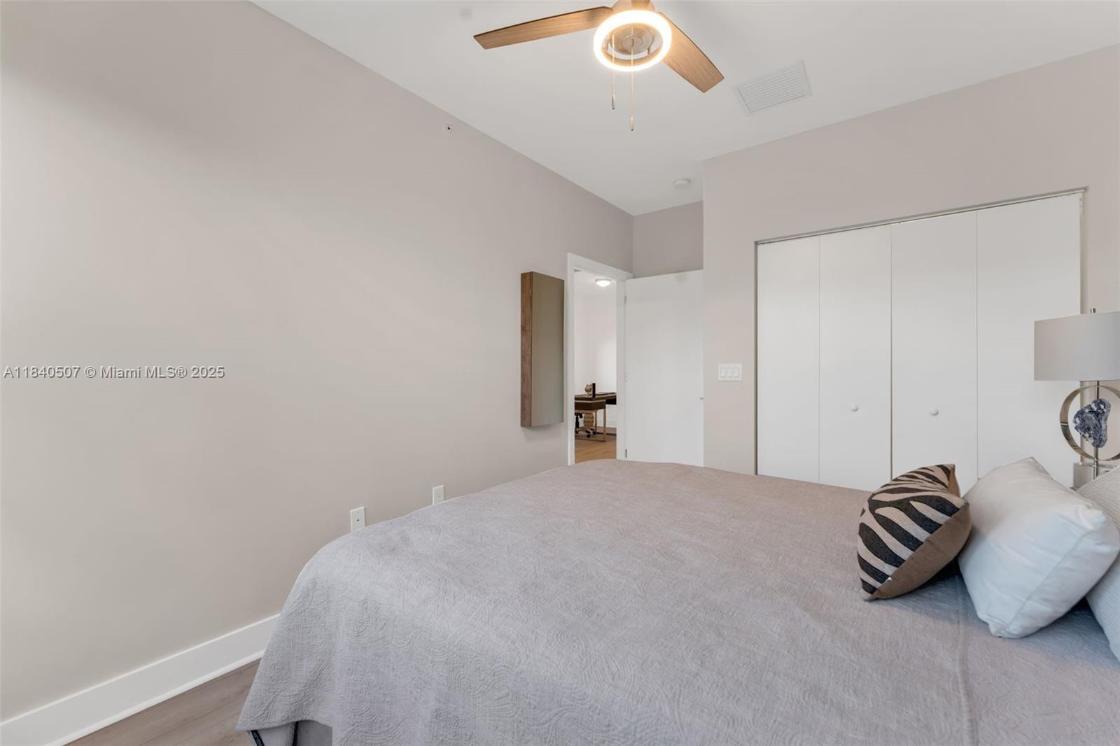 4460 3 / 3 1672 sq. ft. $ 2025-09-09 0 foto