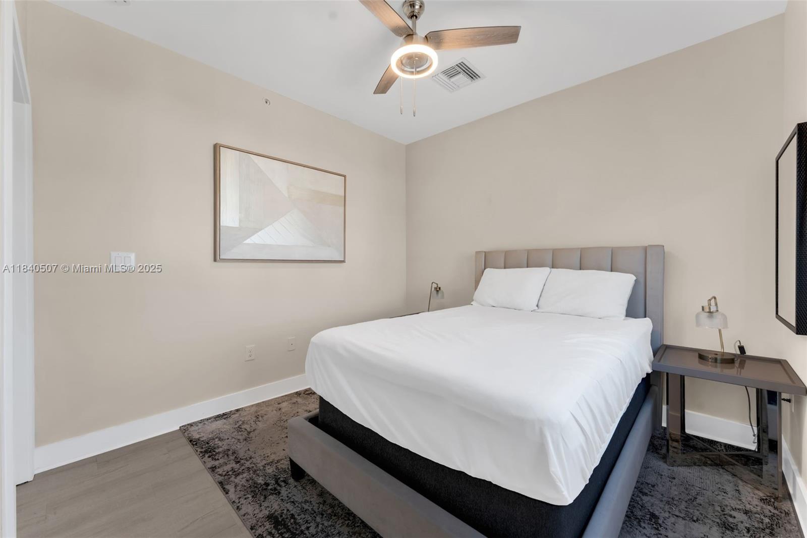 4460 3 / 3 1672 sq. ft. $ 2025-09-09 0 foto