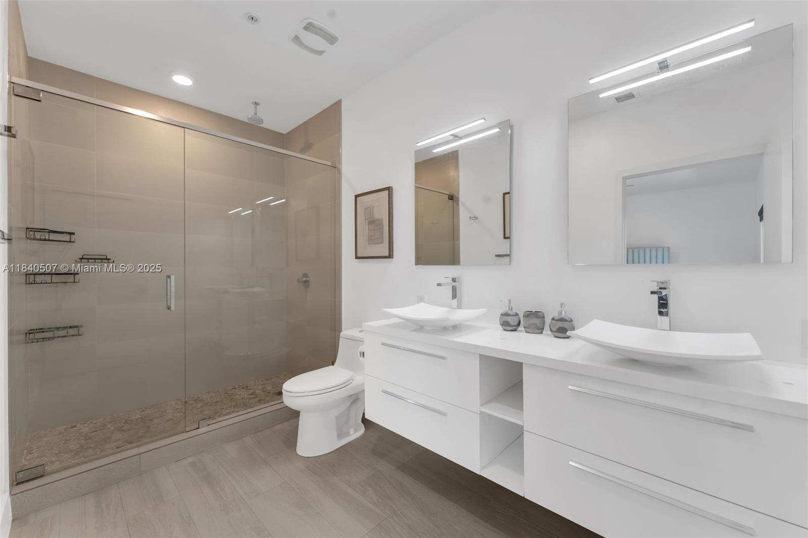 4460 3 / 3 1672 sq. ft. $ 2025-09-09 0 foto