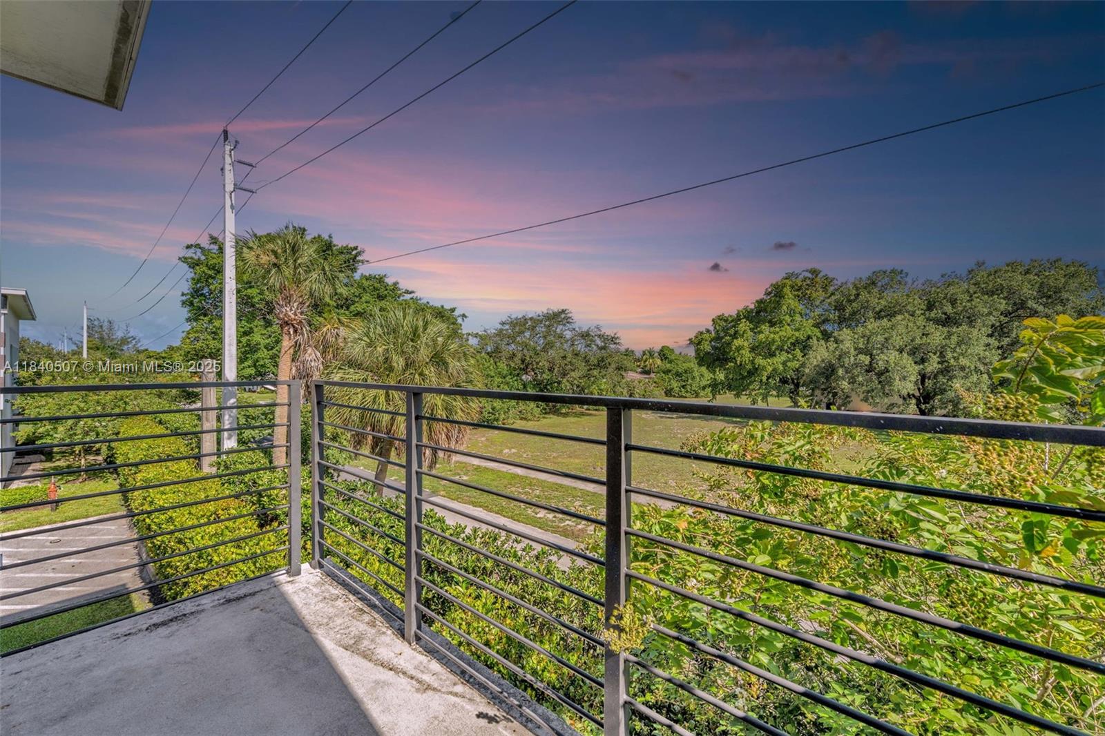 4460 3 / 3 1672 sq. ft. $ 2025-09-09 0 foto