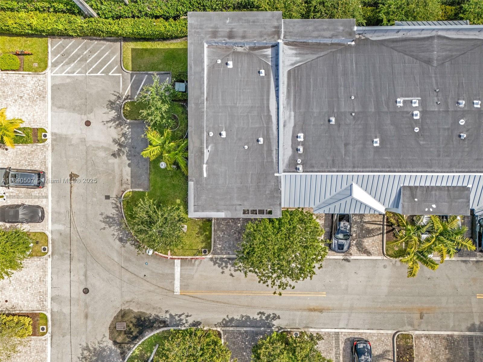 4460 3 / 3 1672 sq. ft. $ 2025-09-09 0 foto