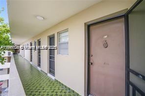 See details 411-2 1 / 2 1036 sq. ft. $ 2025-07-15 0 Photo